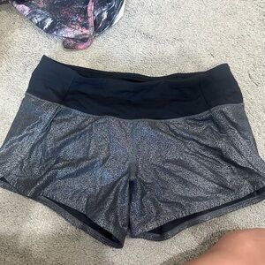 Lululemon Shorts size 6